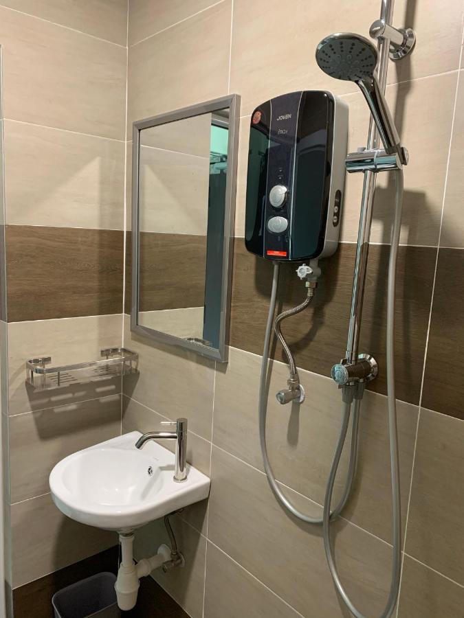M Quality Hotel グア・ムサン エクステリア 写真